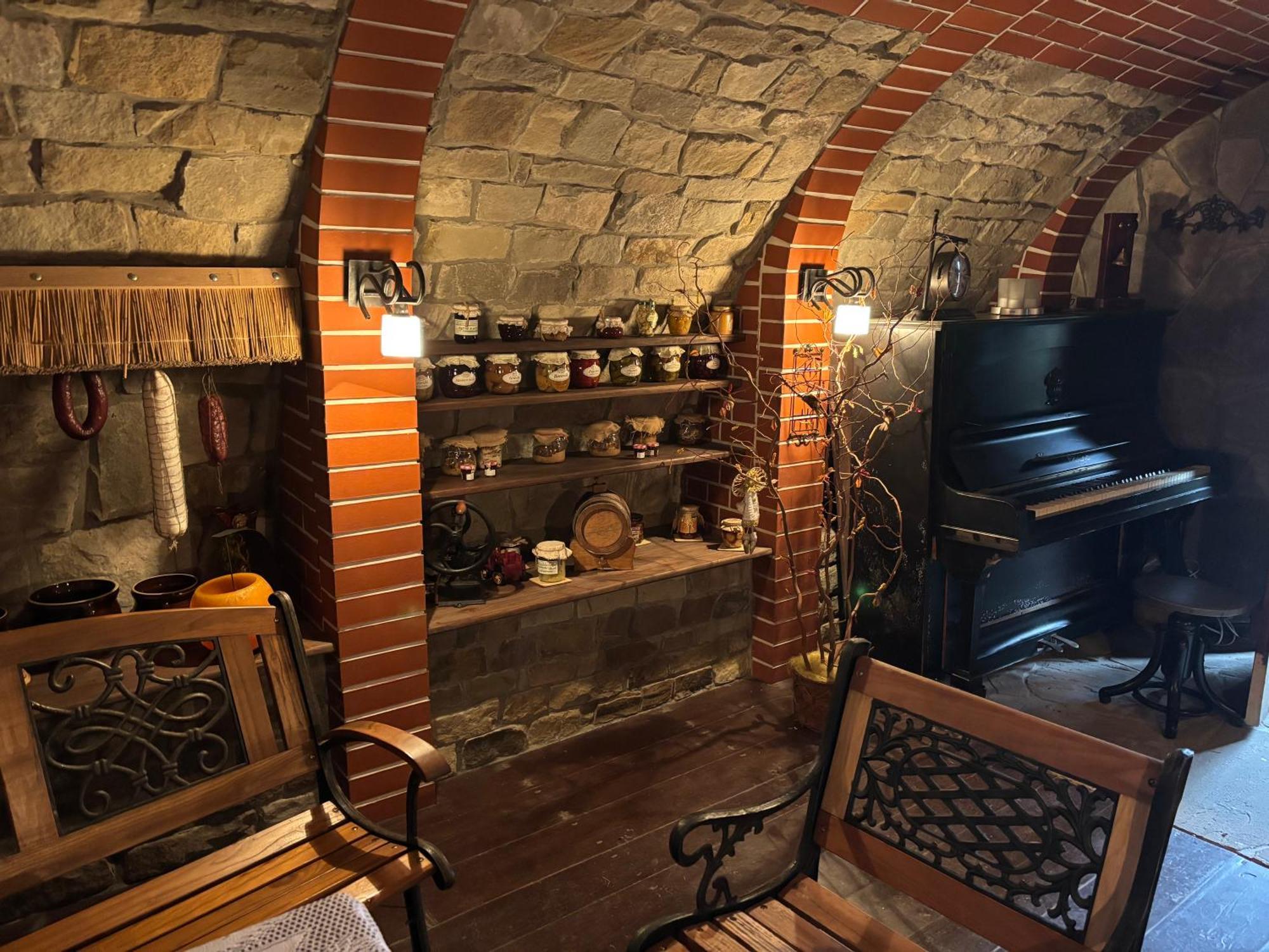 Koperkowe Rancho Beskid Wyspowy Malopolskie Kamionna